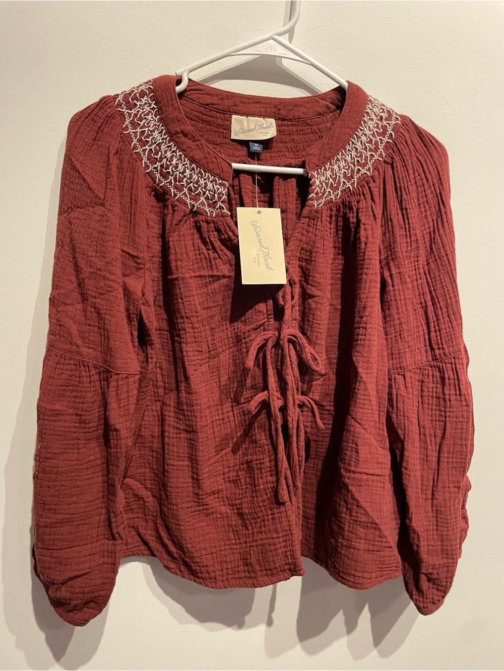 Universal Thread Women's Raglan Long Sleeve Tie-Front Blouse Maroon XS NWT